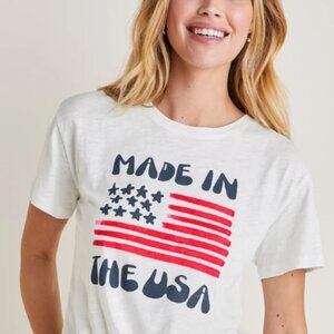 VENUS Made In The USA Graphic T-Shirt Size Medium *NWT*